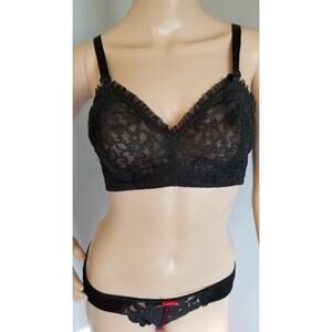 50s Vintage Black Lace Bra with Ruffles - 32B